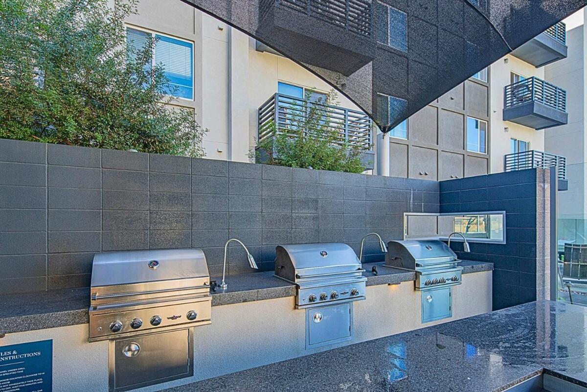 New Sleeps 4 King Bed 5min To Shop, Dine, &golf S331 Scottsdale